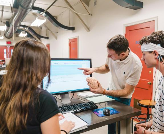 students in the Engineering Physiology Lab