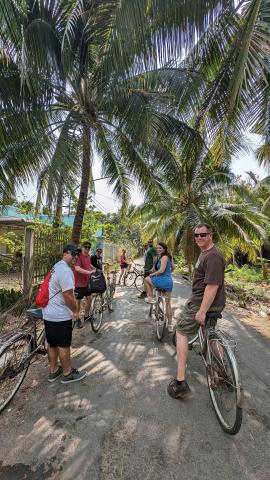 FLEX MBA students in Vietnam