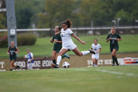 Corinne Lyght ’25